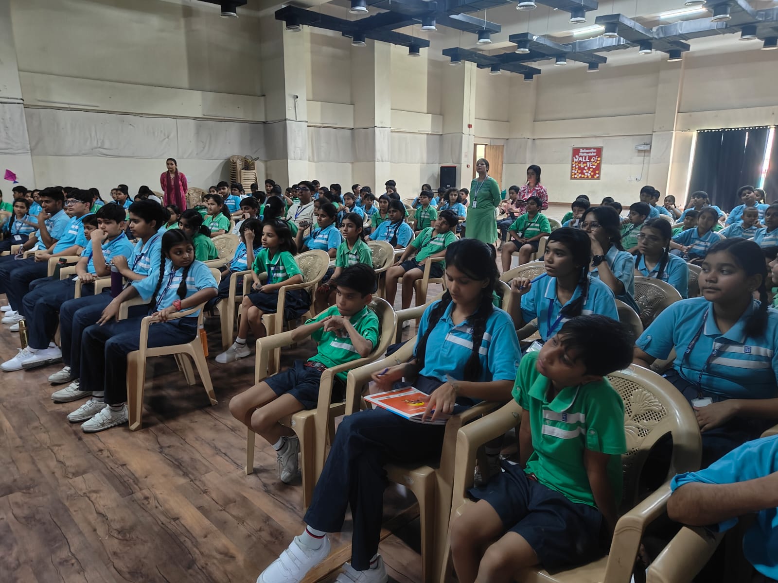 9417109_2.jpeg